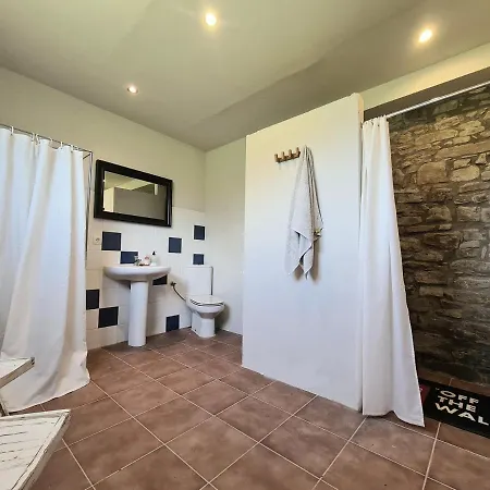 Harveys Homestay - Adults Only Mieres  Exterior photo