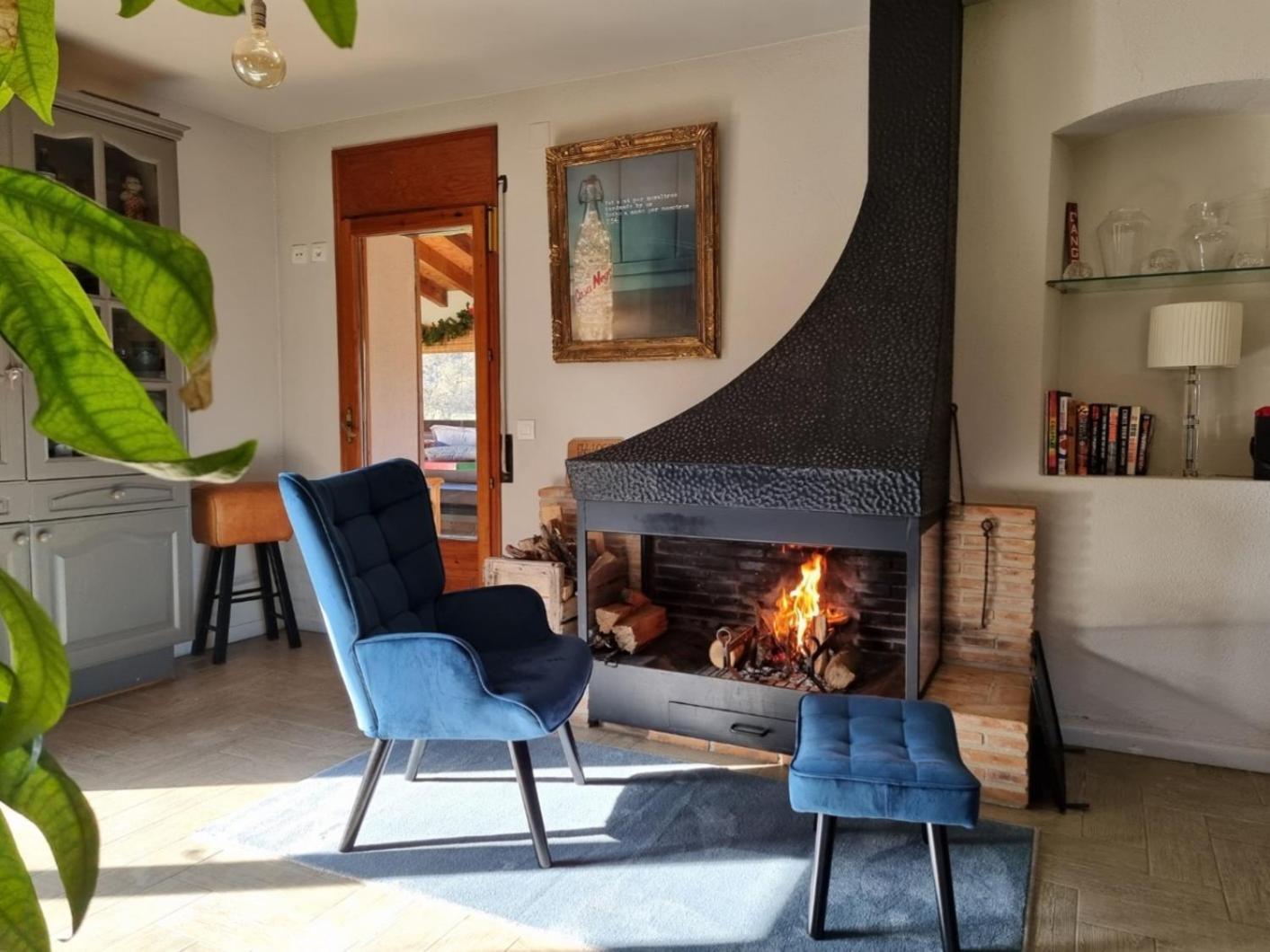 Harveys - Adults Only Country house